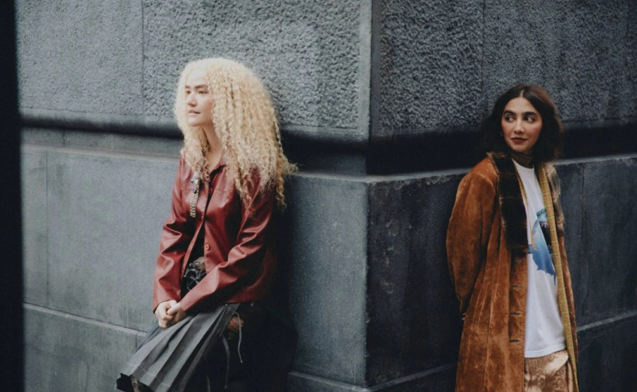 Dupla ANAVITÓRIA aposta em experiência musical além dos hits virais