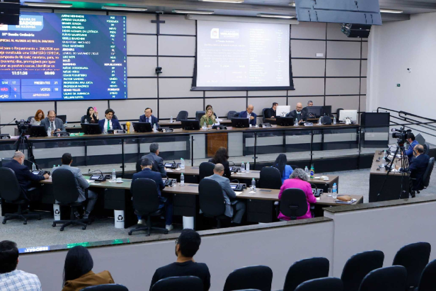 Câmara cria comissão para investigar mau odor
