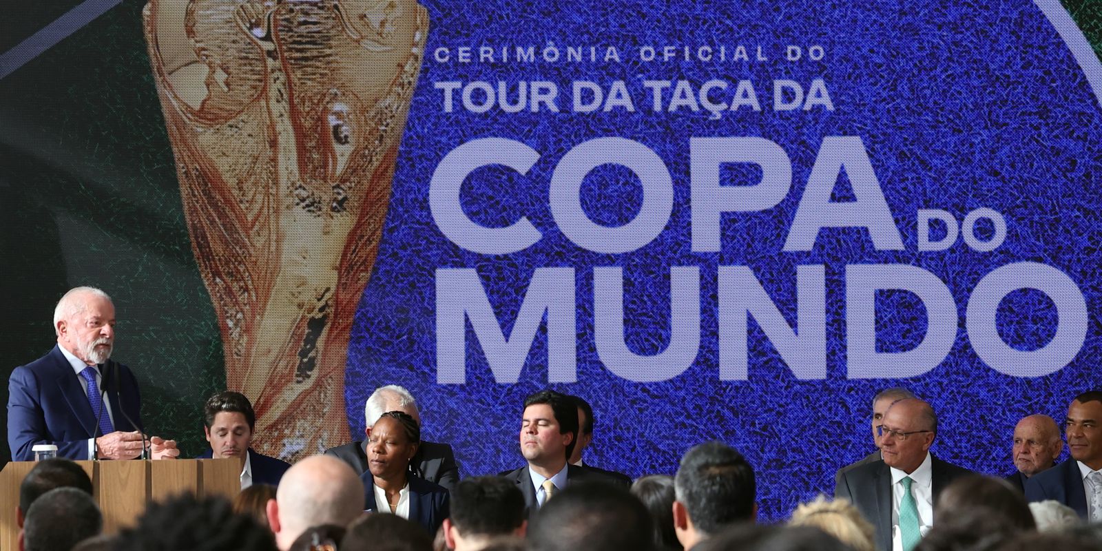 Lula sanciona lei da Copa do Mundo Feminina 