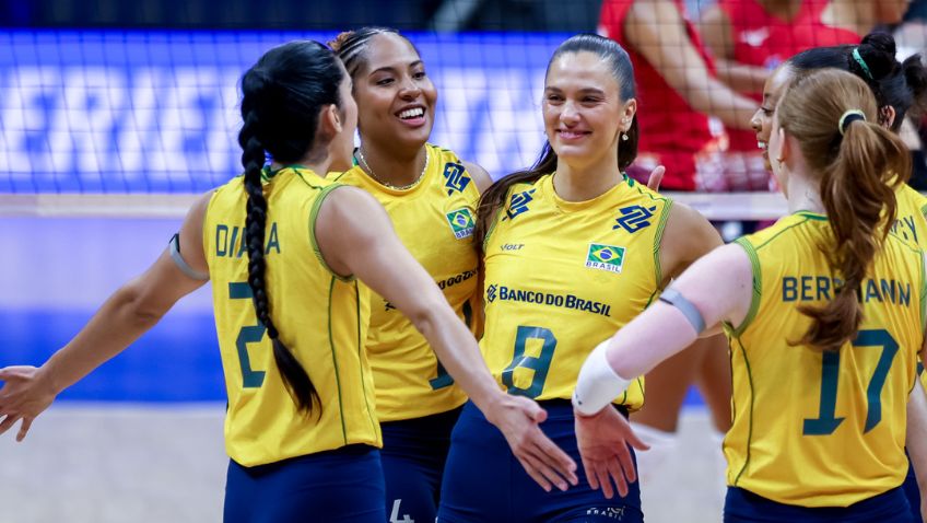 Seleção feminina vence República Dominicana
