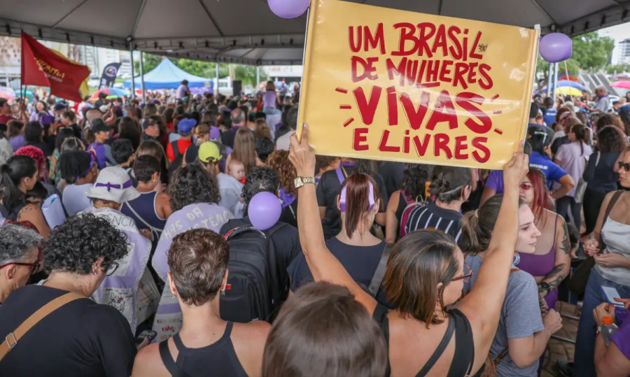 Órfãos do feminicídio tem direito a pensão do INSS