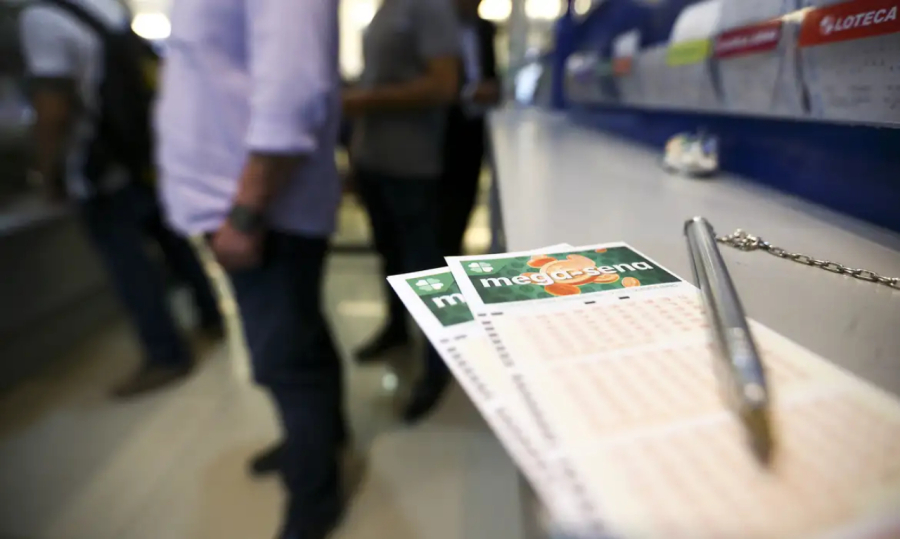 Mega-Sena acumula e prêmio vai para R$ 8 milhões.