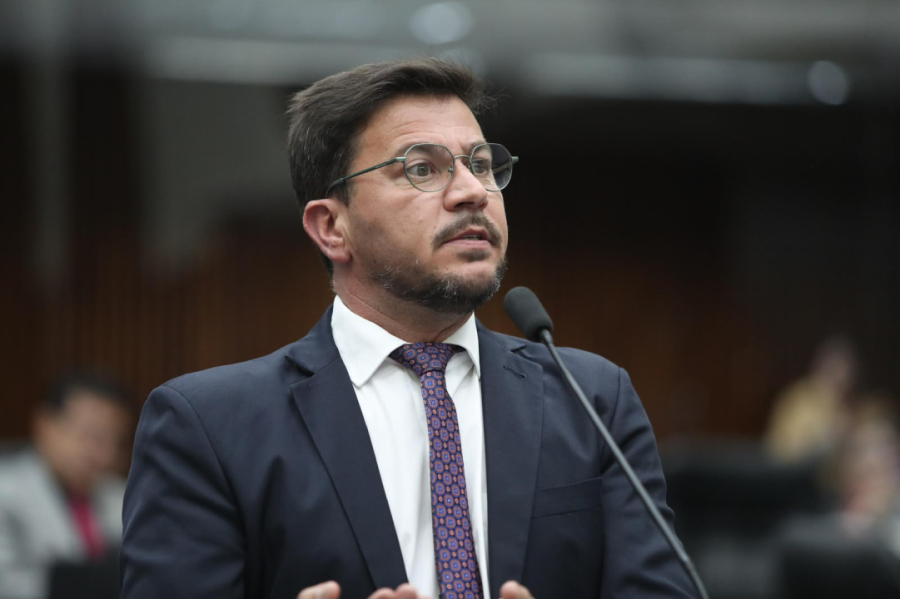 MP abre inquérito sobre venda da Celepar.