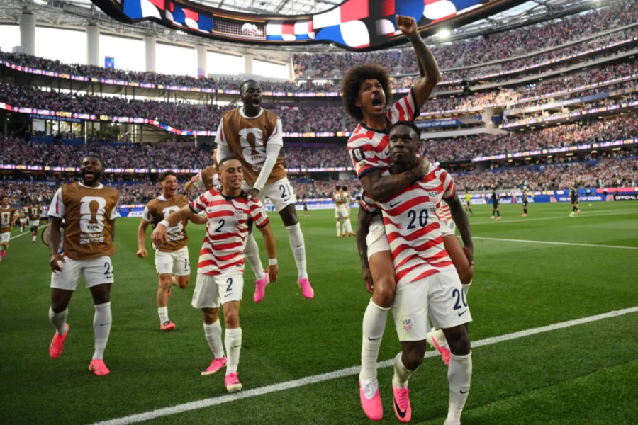 Seleção dos EUA surpreende e arrasa Paraguai 