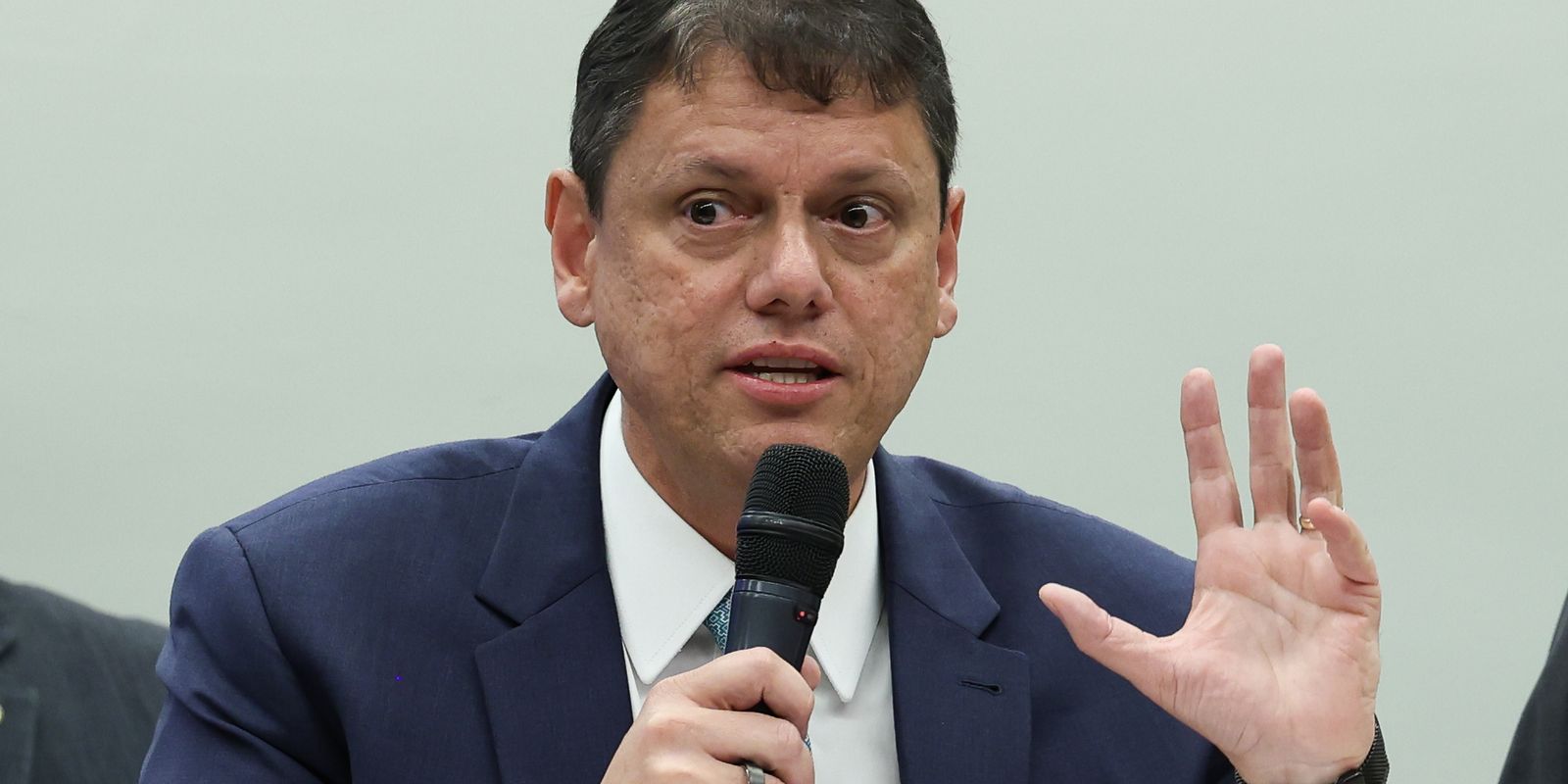 Aprovada com ressalvas contas do governo de SP.