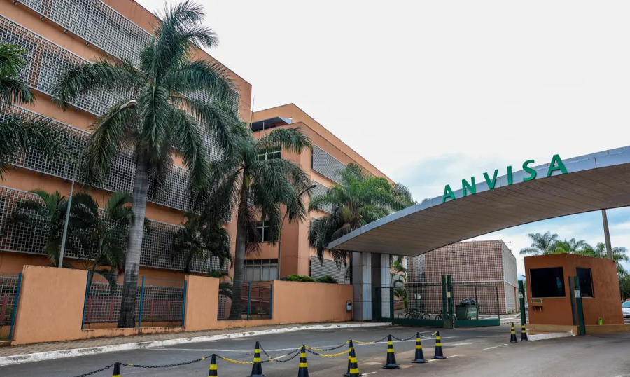 Anvisa determina recolhimento de antibióticos