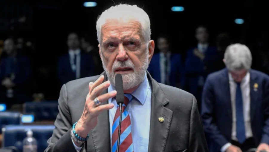 Operação contra Jaques Wagner agita o Planalto.