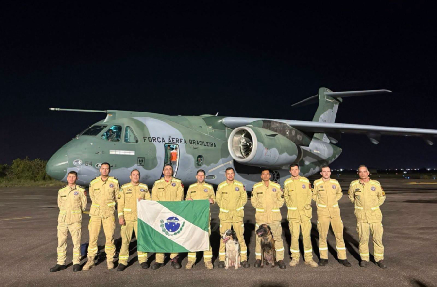 Bombeiros do Paraná em operação na Venezuela