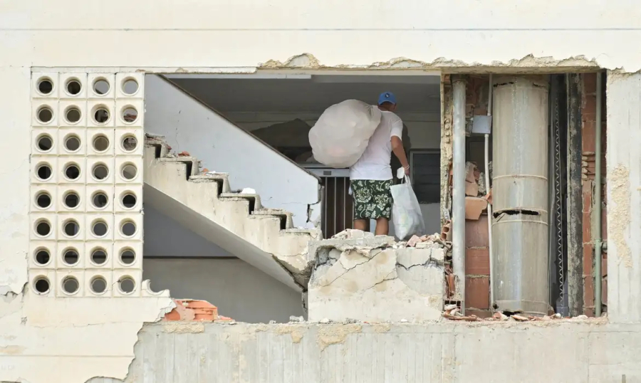  Número de mortos por terremoto se aproxima de 1.500.