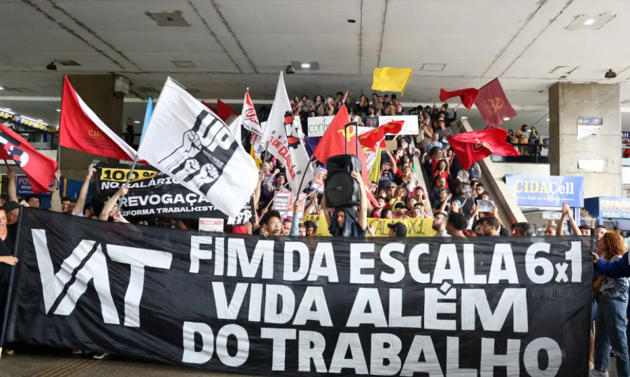 PEC da escala 6x1 começa a ser discutida no Senado 