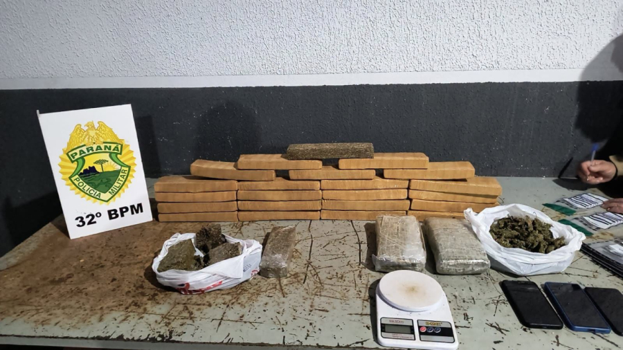 Preso com mais de 16 quilos de maconha.