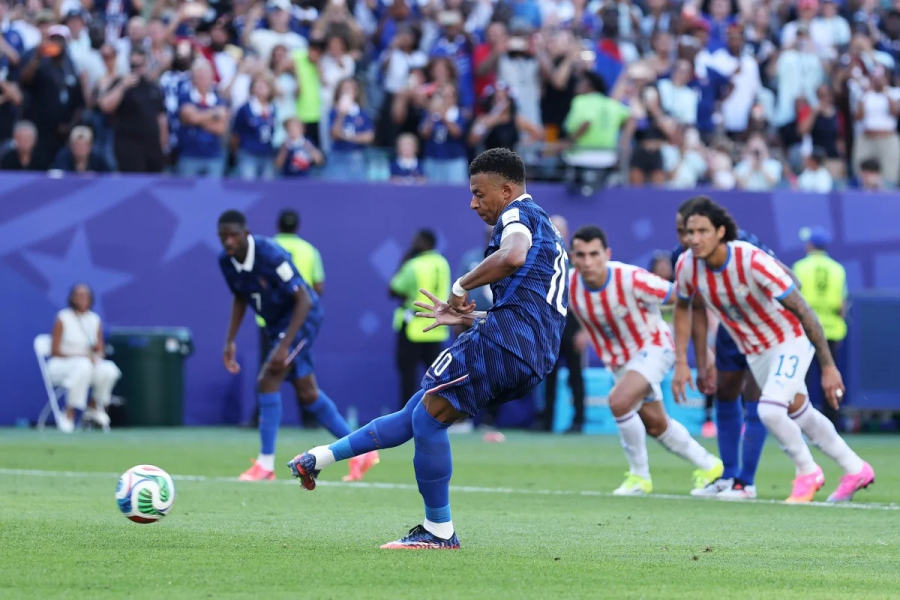 França elimina Paraguai nas oitavas da Copa