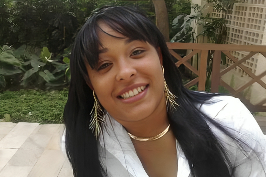 Ex-mulher do goleiro Bruno é encontrada.