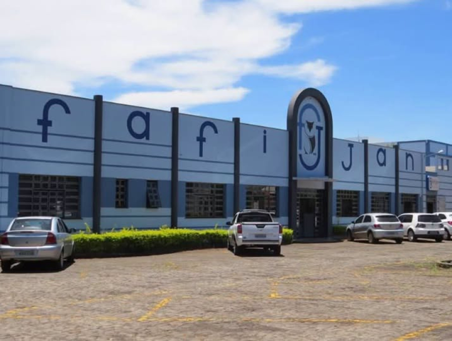 Fafijan encerra trajetória de quase 60 anos.
