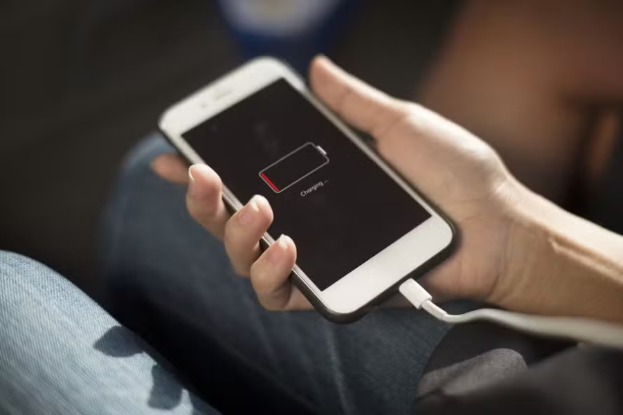 Saiba como carregar corretamente seu celular.