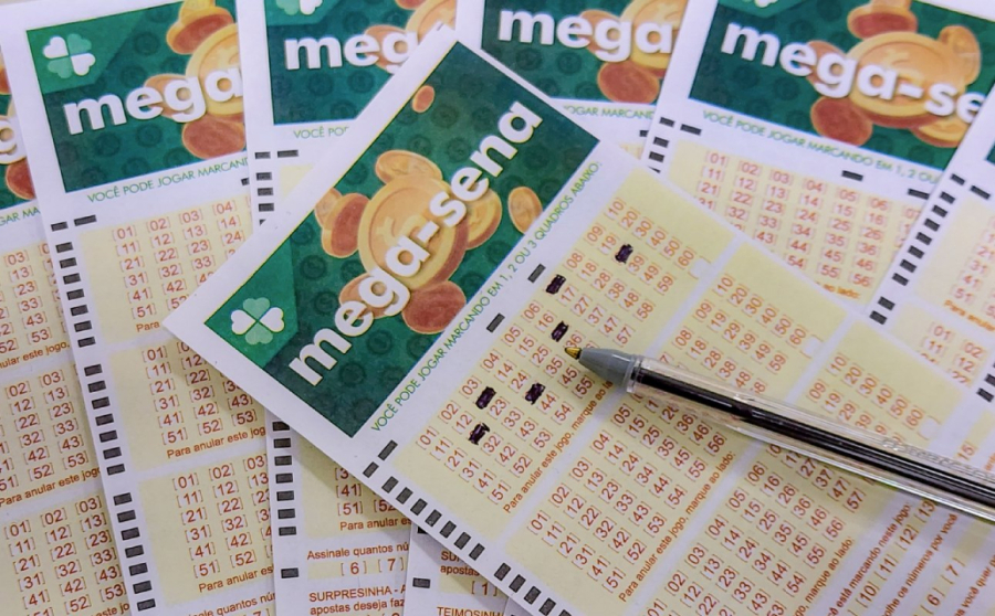 MEGA: ninguém acertou as seis dezenas.