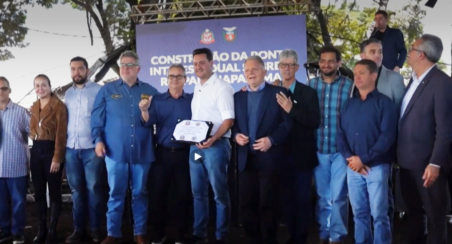 Ponte substituirá balsa e ligará o Paraná a São Paulo.