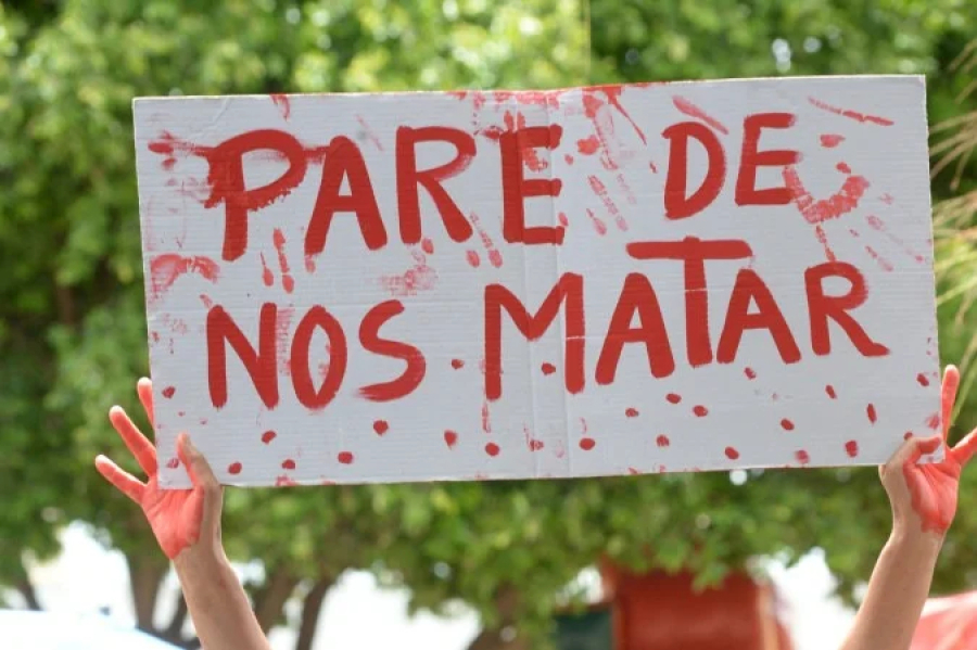 Feminicídios atingem recorde no Brasil.