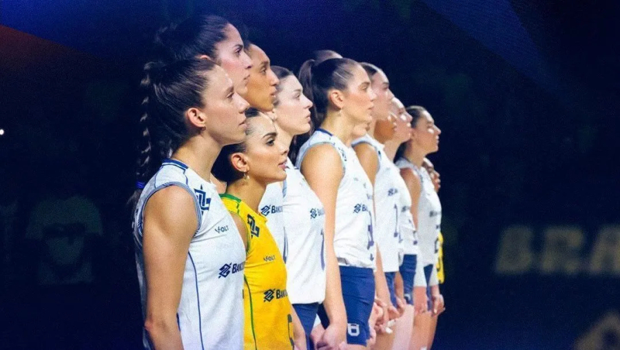 Brasil x Turquia, valendo título.