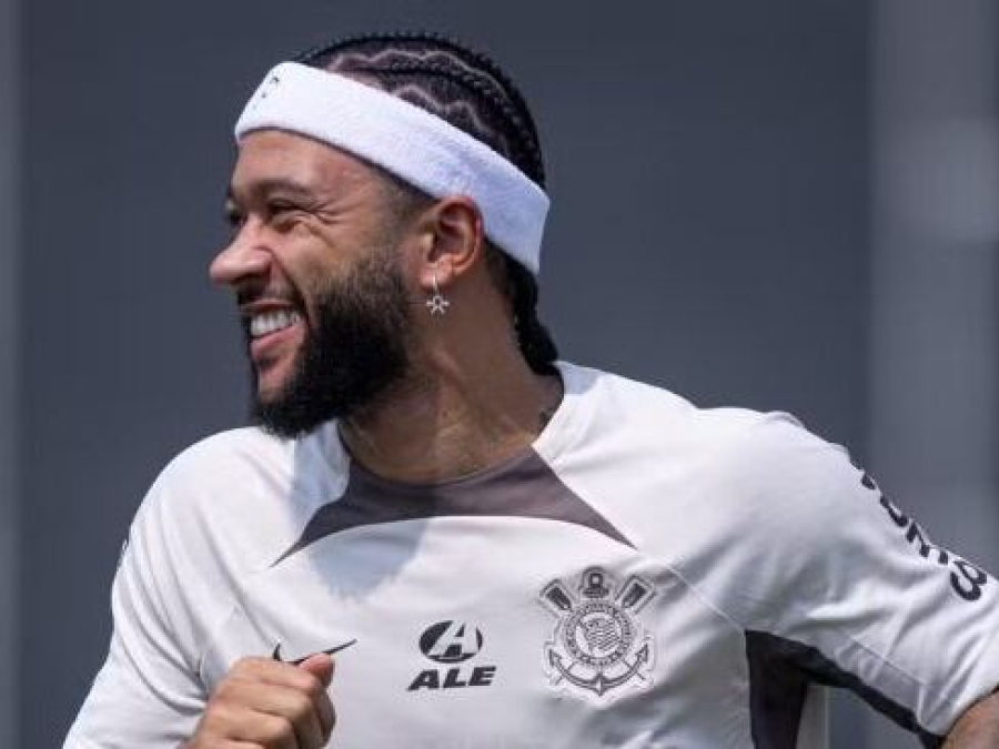 Corinthians e Depay acertam renovação 