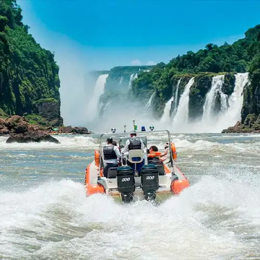 Turista morre após barco tombar nas Cataratas.