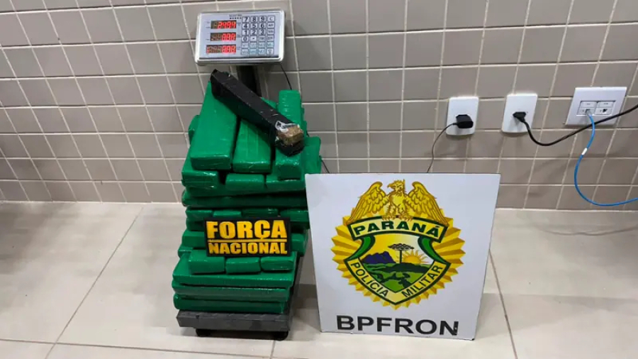 Homem é preso com mais de 29 quilos de drogas.