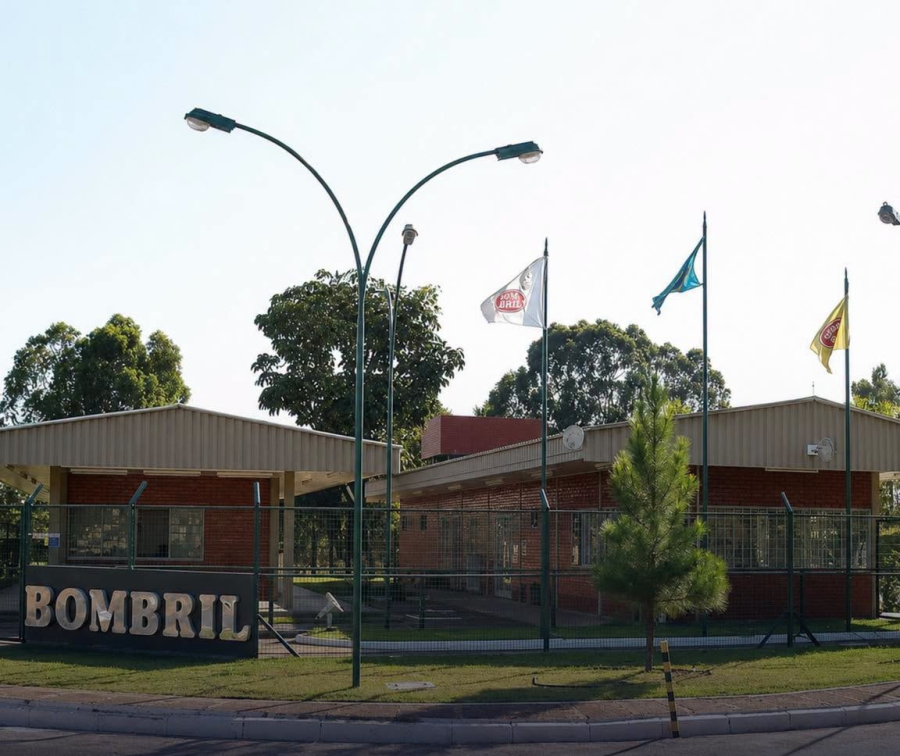 Homem mata colegas a facadas dentro da Bombril