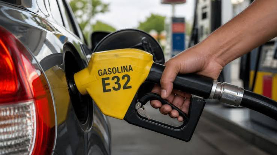 Gasolina com 32% de etanol começou ser vendida.