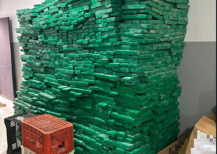 RF apreende  maconha e de cocaína na BR-262