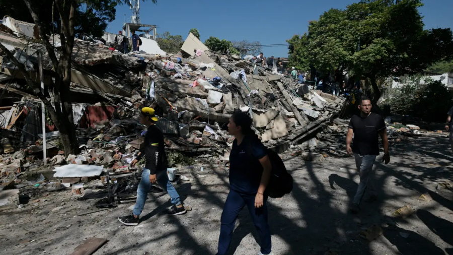 Prédios colapsaram por terremoto na Colômbia