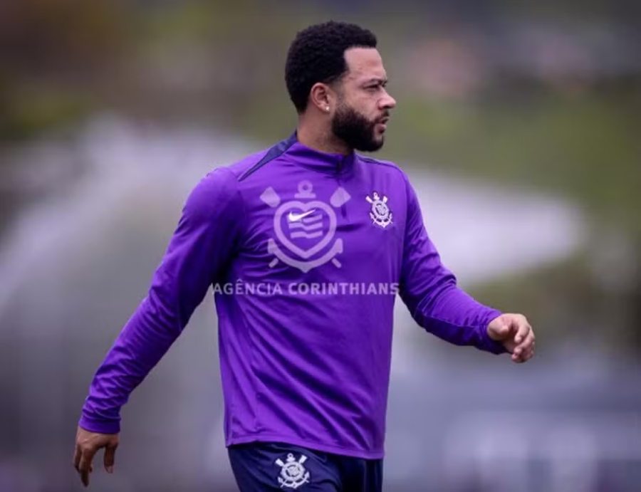 Corinthians anuncia saída de Memphis Depay
