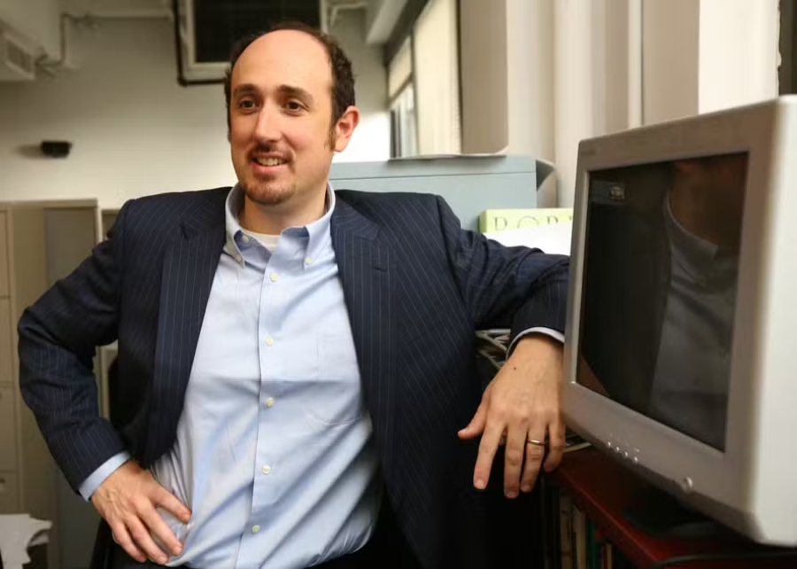 Forbes demite editor-chefe Randall Lane 