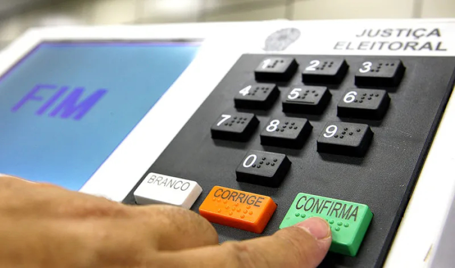 71% não sabem em quem votar para o senado.