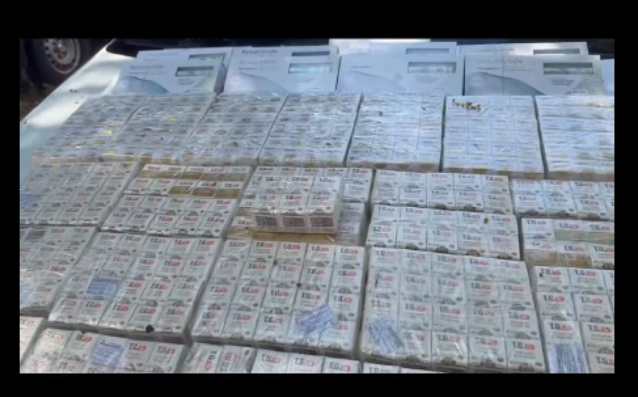Motorista é preso com carga de medicamentos