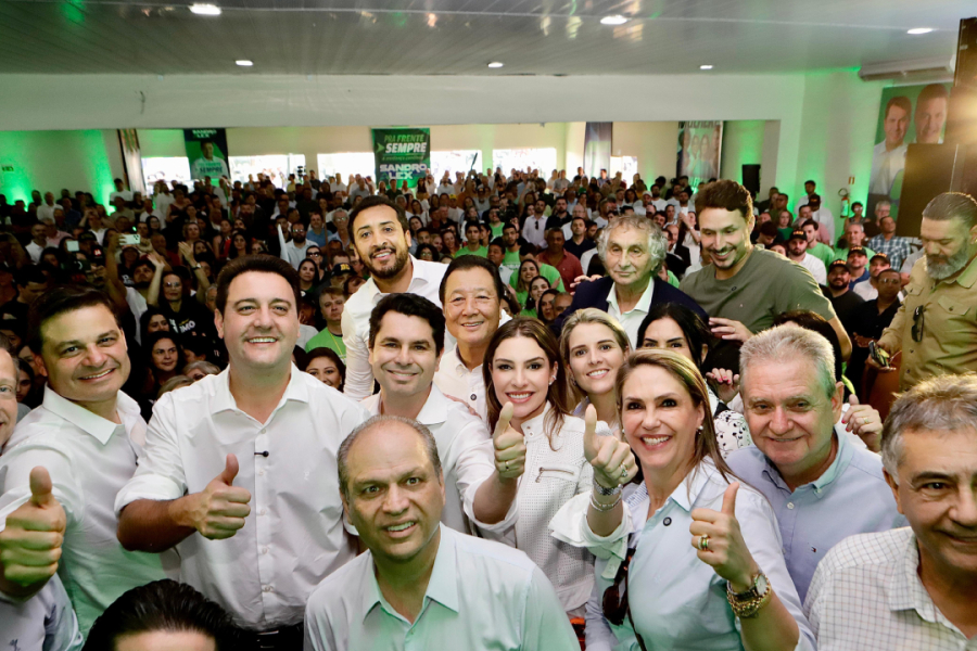 Sandro Alex reúne prefeitos e aliados em Maringá