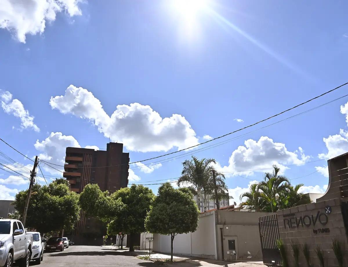 Semana começa quente 