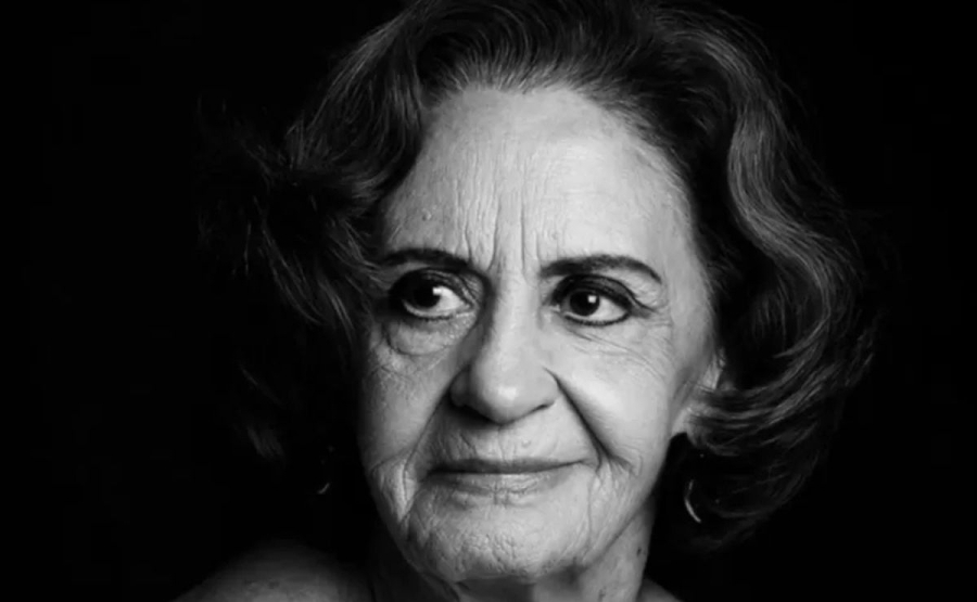 Morre aos 98 anos Laura Cardoso, pioneira e ícone da televisão brasileira