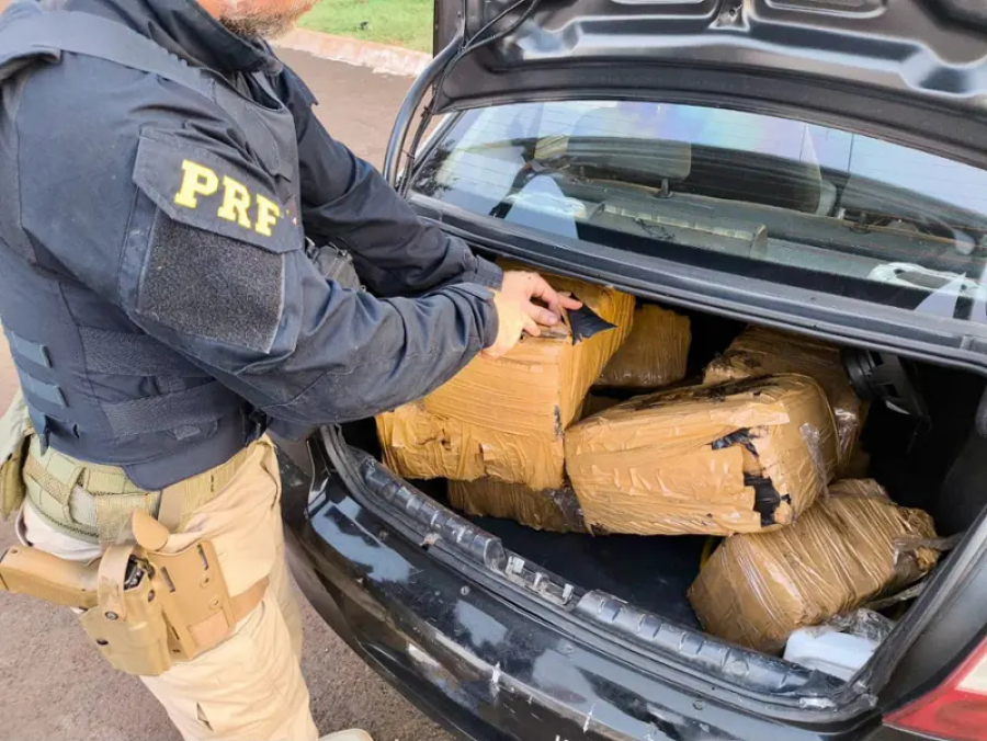 PRF apreende quase 100 quilos de maconha