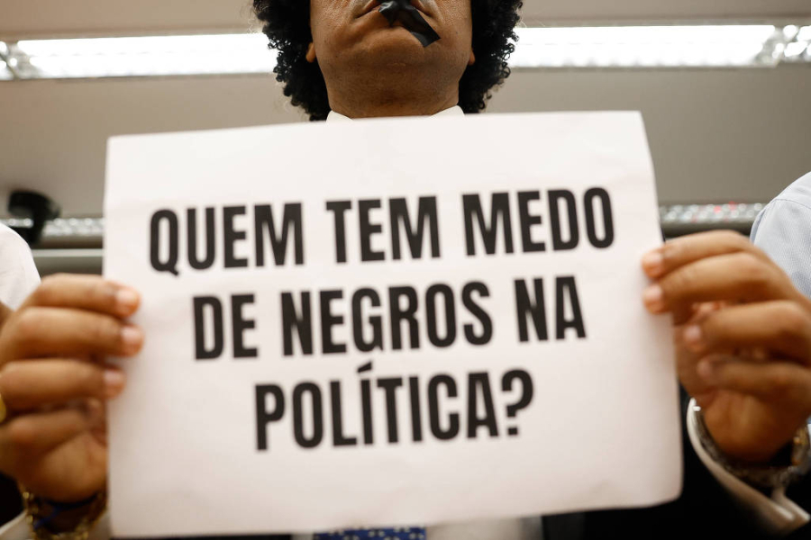 Quase metade das candidaturas de 2026 é de pretos e pardos