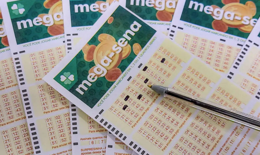 Mega-Sena acumula mais uma vez.