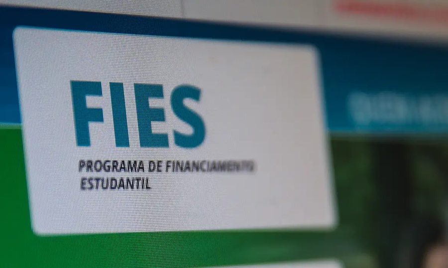 MEC inicia a convocação dos estudantes da lista de espera do Fies