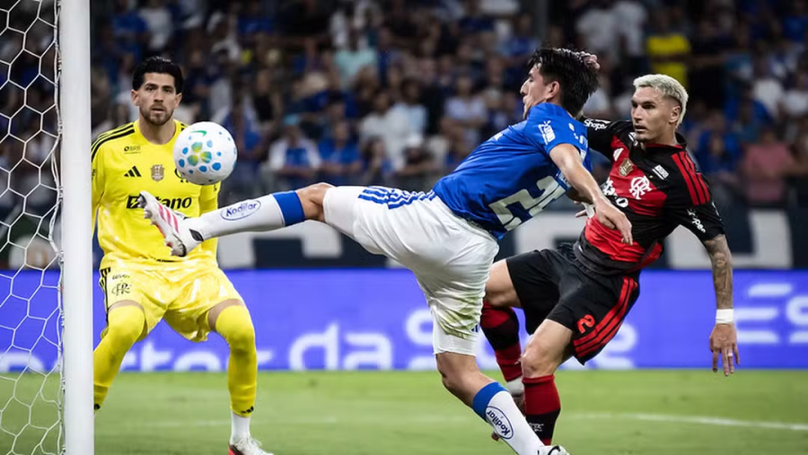 Futebol brasileiro esquentou neste fim de semana.