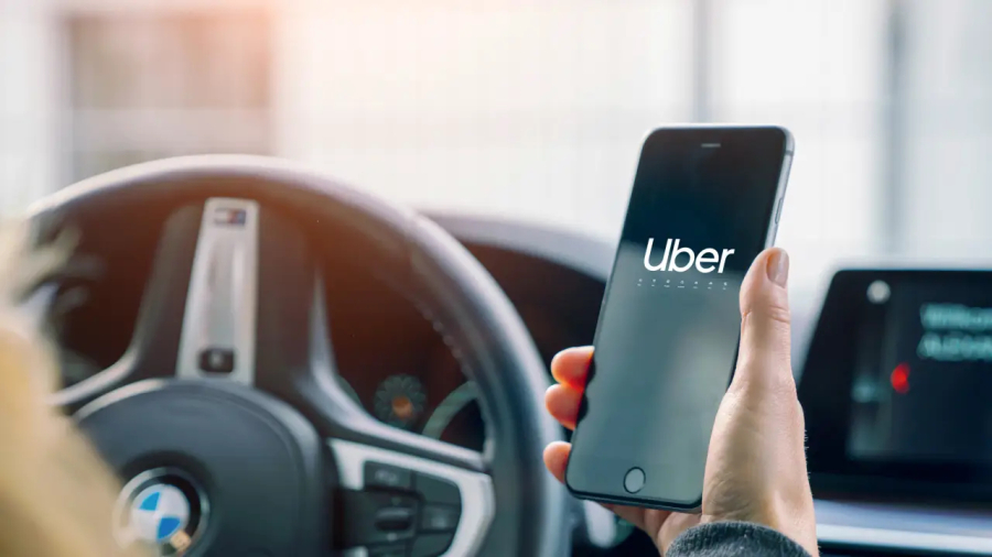 Uber testa cobrança por chamadas recebidas.
