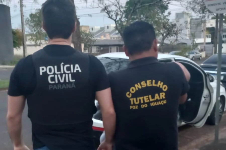 Casal é preso suspeito de vender o próprio filho.