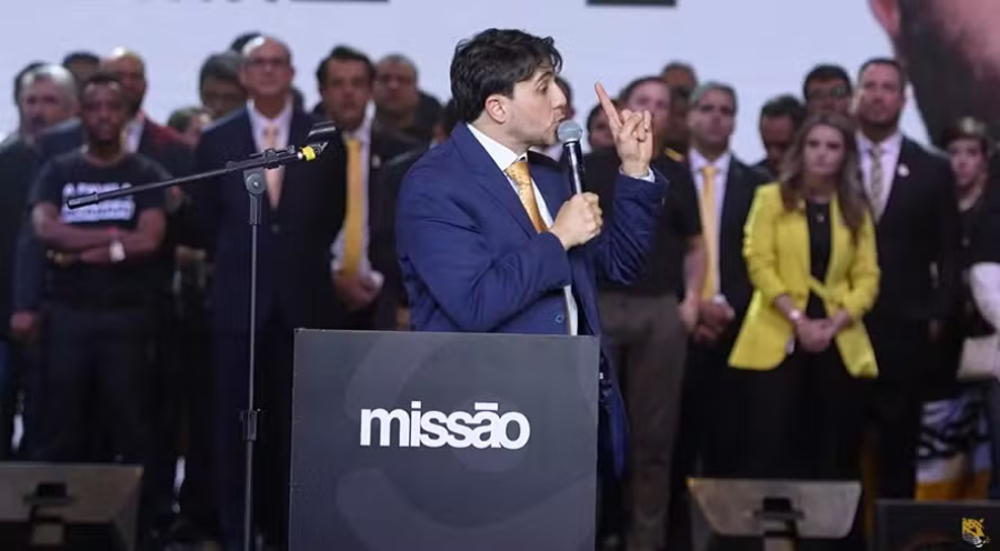 Toffoli suspende Renan Santos de ir pra debates.