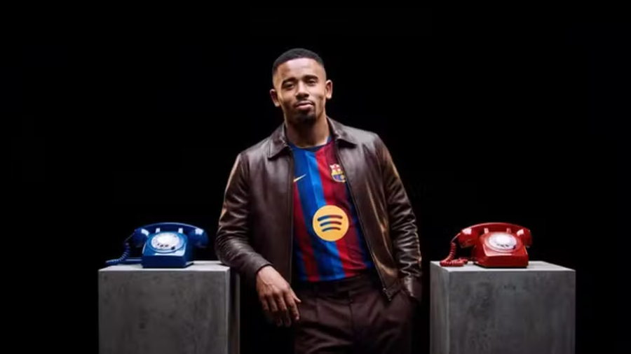 Barcelona anuncia contratação de Gabriel Jesus