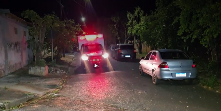 Polícia investiga morte de homem baleado em Jaguapitã.