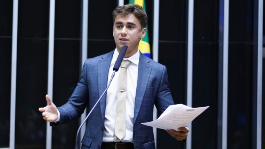 Deputados acionam PGR contra Nikolas.
