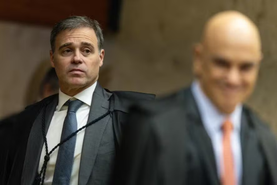 Moraes pavimenta tudo para implodir caso Master