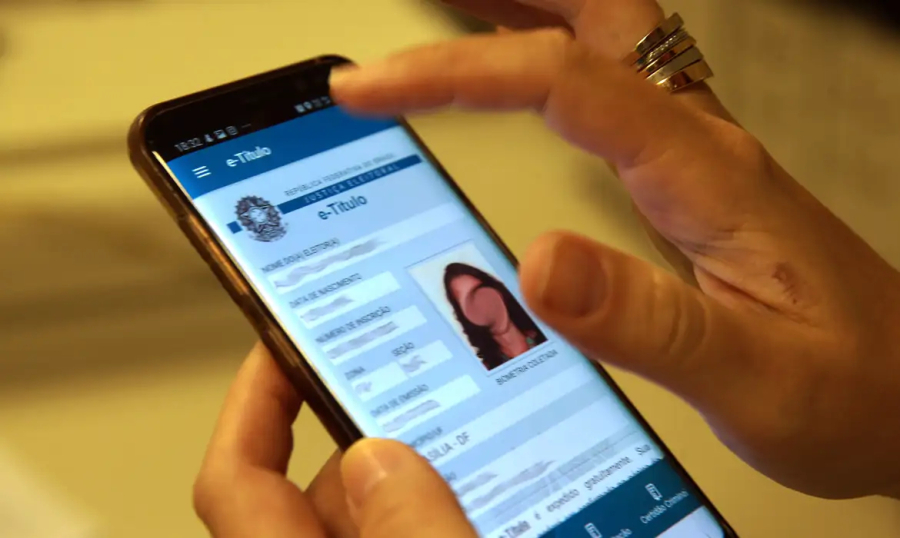 Eleitores recebem alertas sobre as eleições pelo e-Título